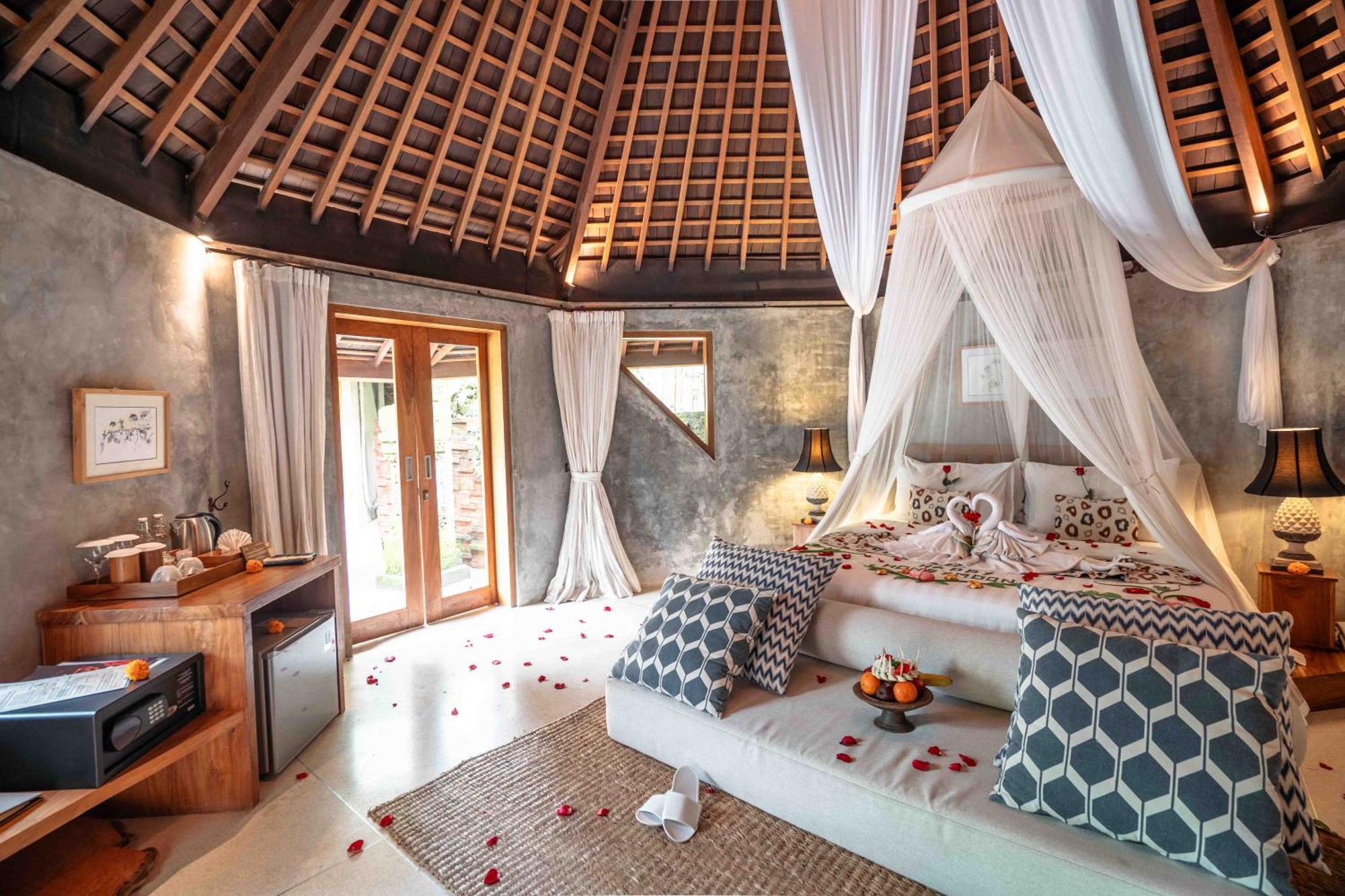 The Sender Pool * Ubud